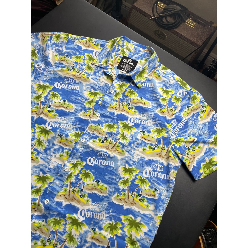 Corona Button Up Shirt Mens XL Blue Excellent Tropical Palm Tree Hawaiian Logo